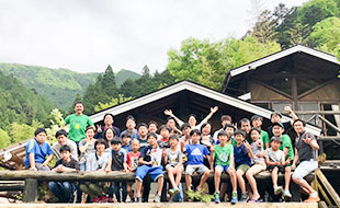 キャンプ：GWや夏休みに家族や友人を誘って