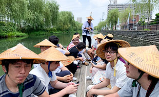 福岡：水路の町柳川で川下り